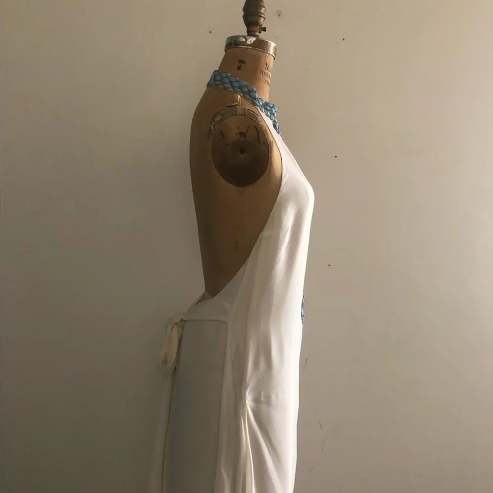 J.DOSI]Turquoise Embellishment Cream Silk Crepe Halter neck Backless Dress - Picture 11 of 16